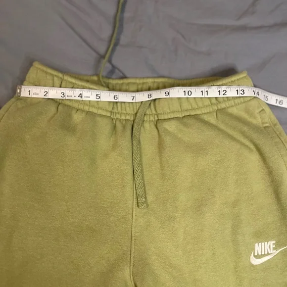 NIKE Jogger Sweats - Picture 8 of 8